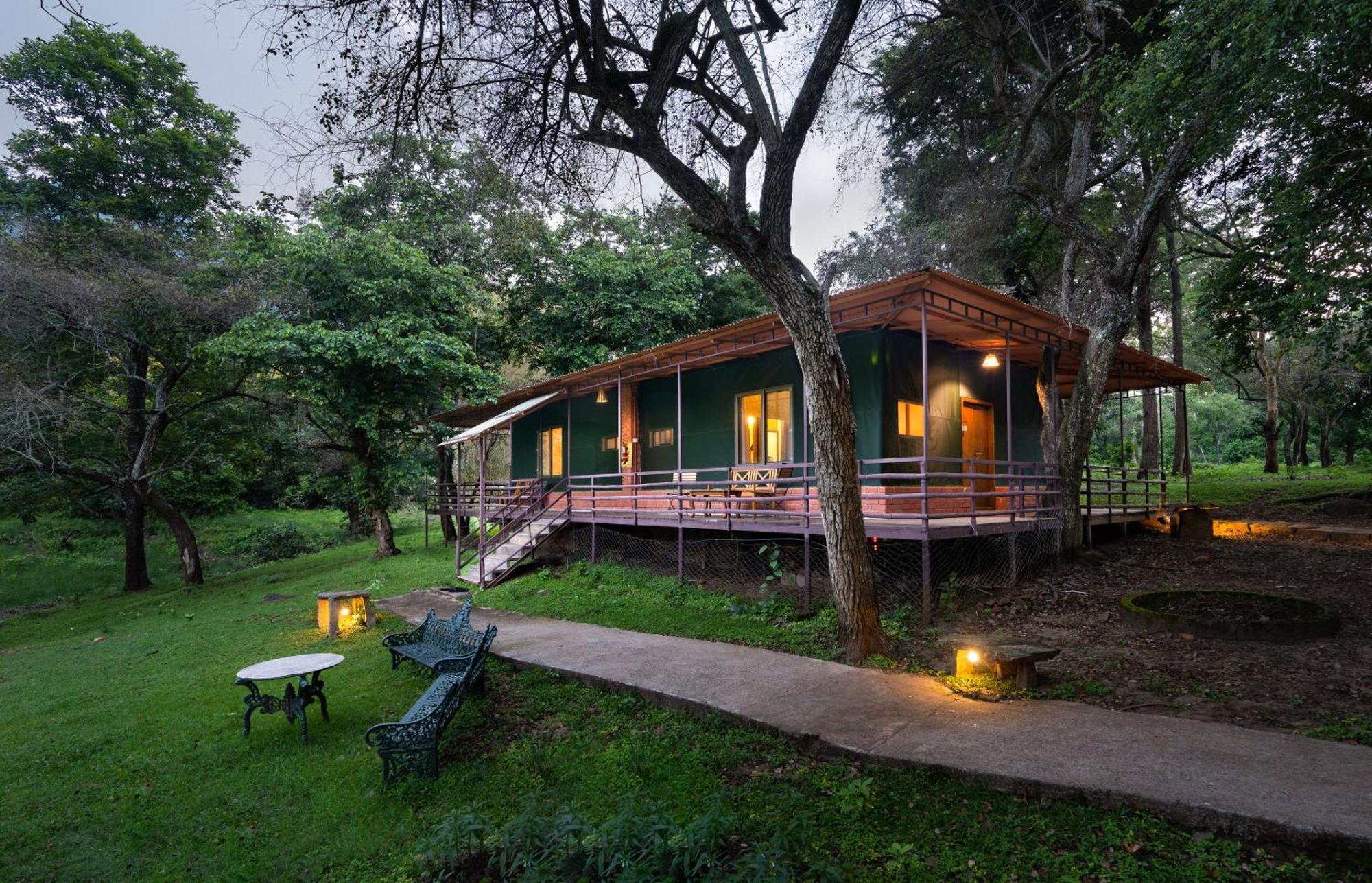 Jungle Hut Hotel Masinagudi Exterior foto